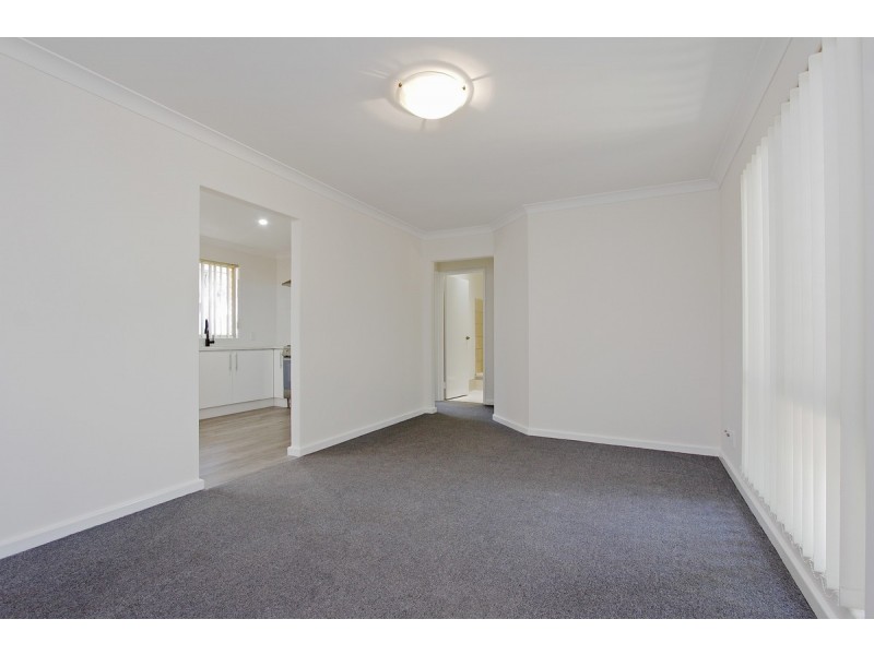 8/62 Smith Street, Dianella WA 6059