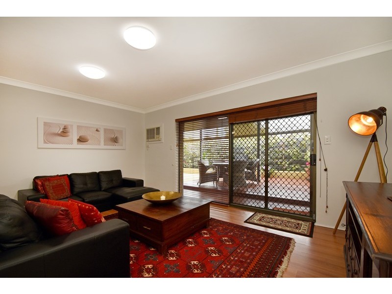 24/50 Pollard Street, Glendalough WA 6016