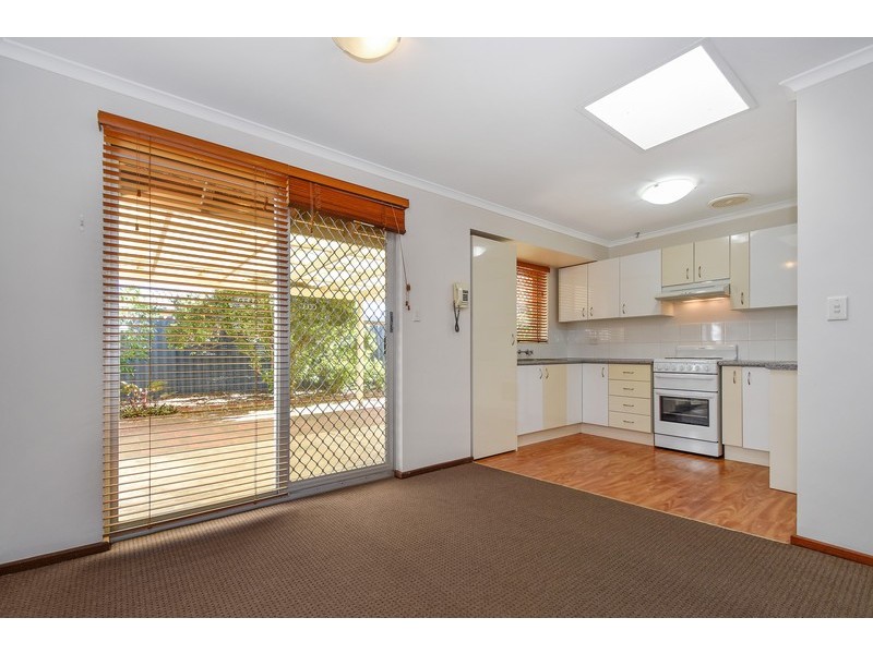 37 Blaxland Way, Padbury WA 6025