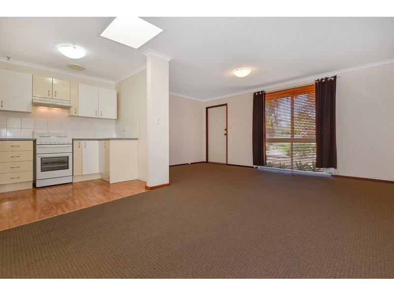 37 Blaxland Way, Padbury WA 6025