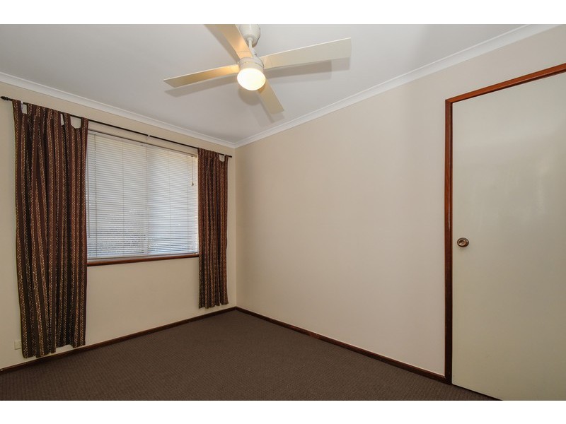 37 Blaxland Way, Padbury WA 6025