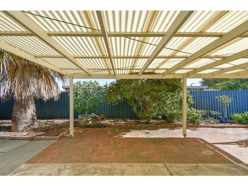 37 Blaxland Way, Padbury WA 6025