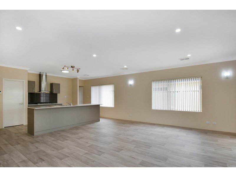 29 Manich Drive, Martin WA 6110