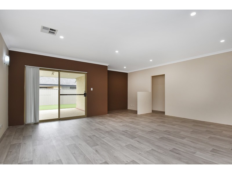 29 Manich Drive, Martin WA 6110