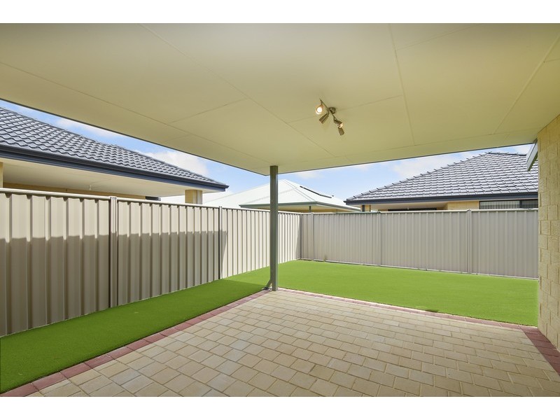 29 Manich Drive, Martin WA 6110