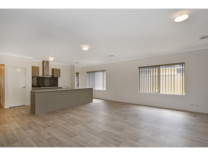 30 Cumbine Loop, Martin WA 6110