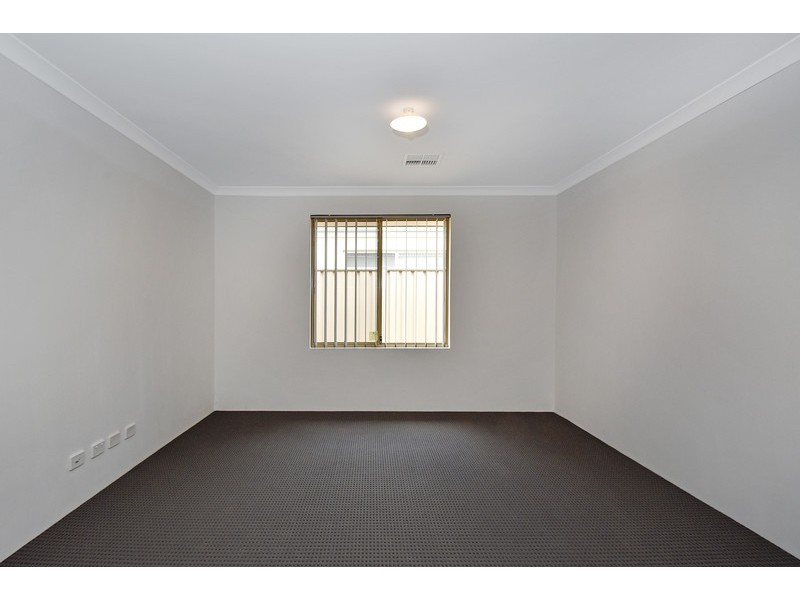 30 Cumbine Loop, Martin WA 6110