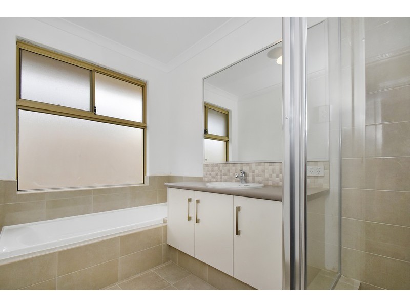 30 Cumbine Loop, Martin WA 6110