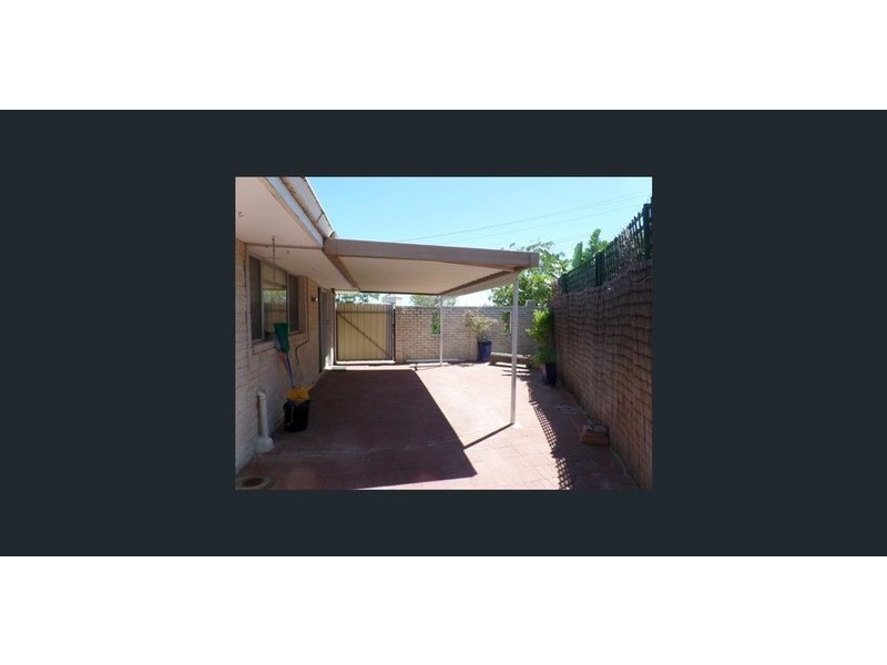 2 Newcombe Way, Padbury WA 6025