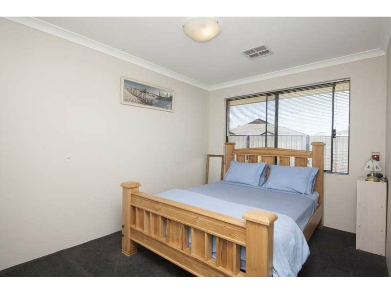 Meadow Springs WA 6210