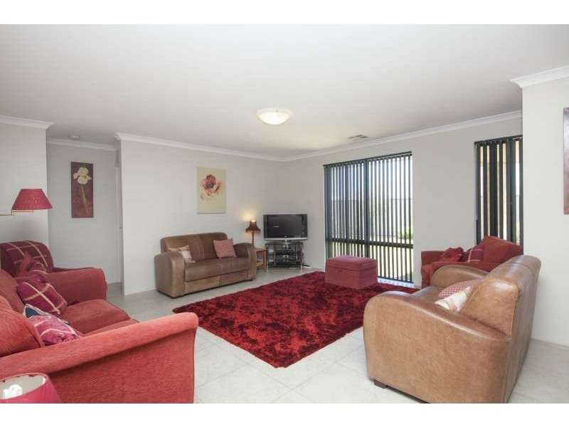 Meadow Springs WA 6210