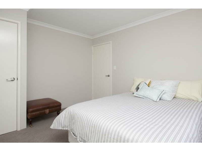 Meadow Springs WA 6210