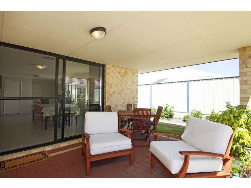 Meadow Springs WA 6210