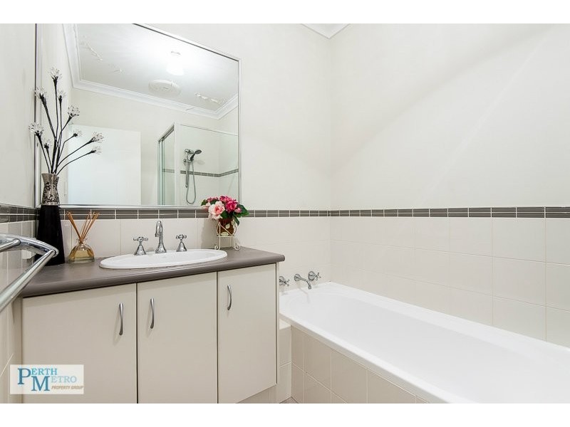 27B Apara way, Nollamara WA 6061