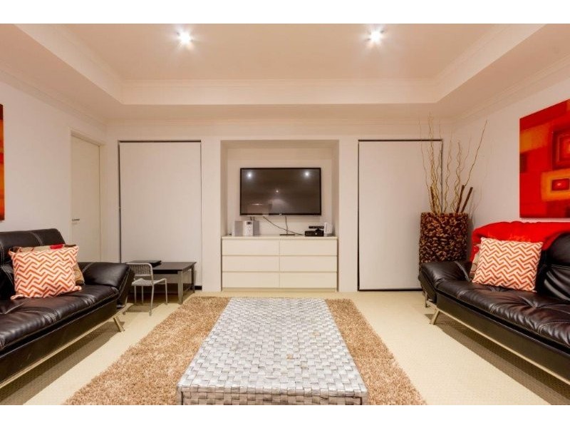 1 Whitewater Lookout, Iluka WA 6028