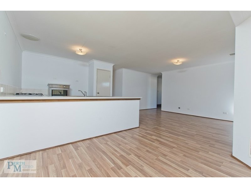 10 Jamestown Terrace, Greenfields WA 6210