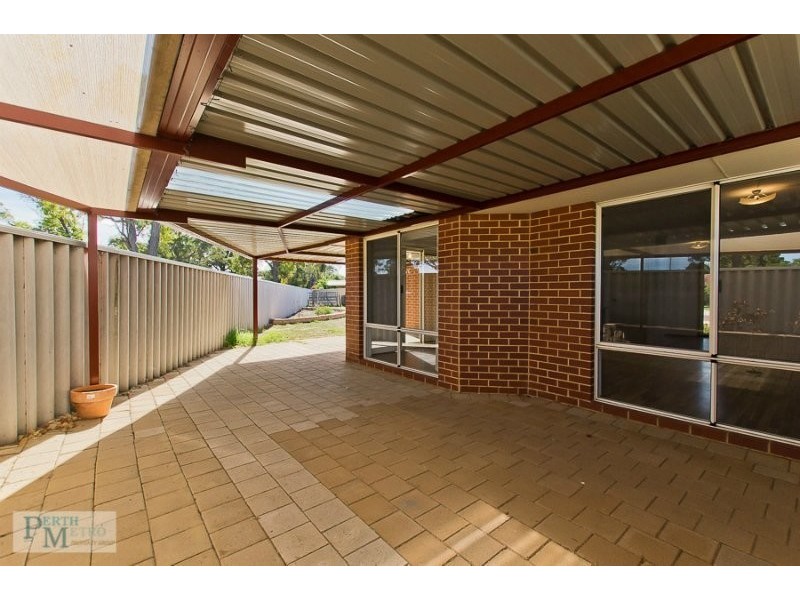 10 Jamestown Terrace, Greenfields WA 6210