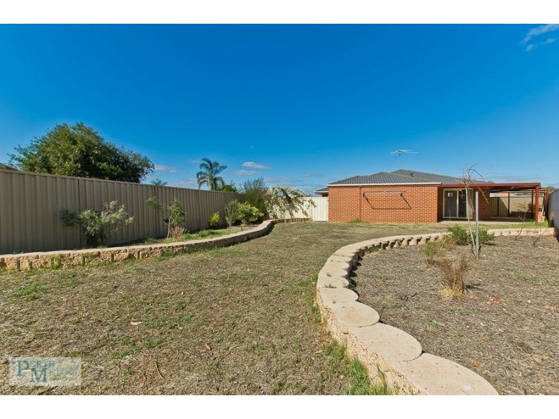 10 Jamestown Terrace, Greenfields WA 6210