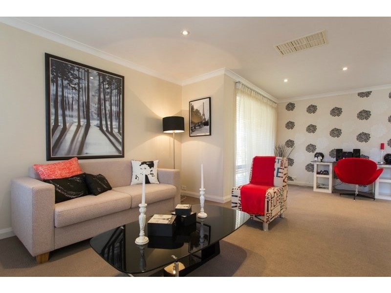 24 Aquarius Ramble, Ocean Reef WA 6027