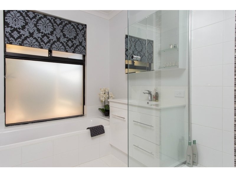 24 Aquarius Ramble, Ocean Reef WA 6027