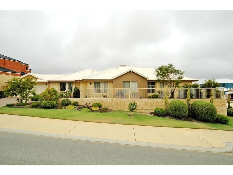 152 Delgado Parade, Iluka WA 6028