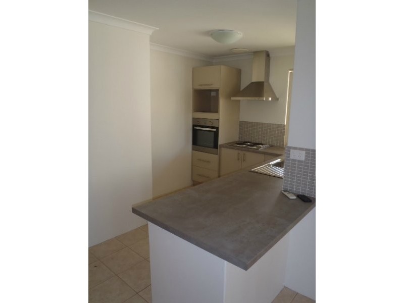 7/20 New Bond Street, Midland WA 6056