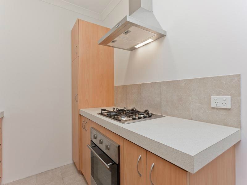 8 Love Street, Cloverdale WA 6105