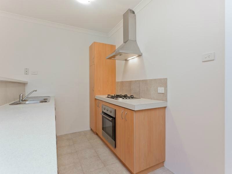 8 Love Street, Cloverdale WA 6105