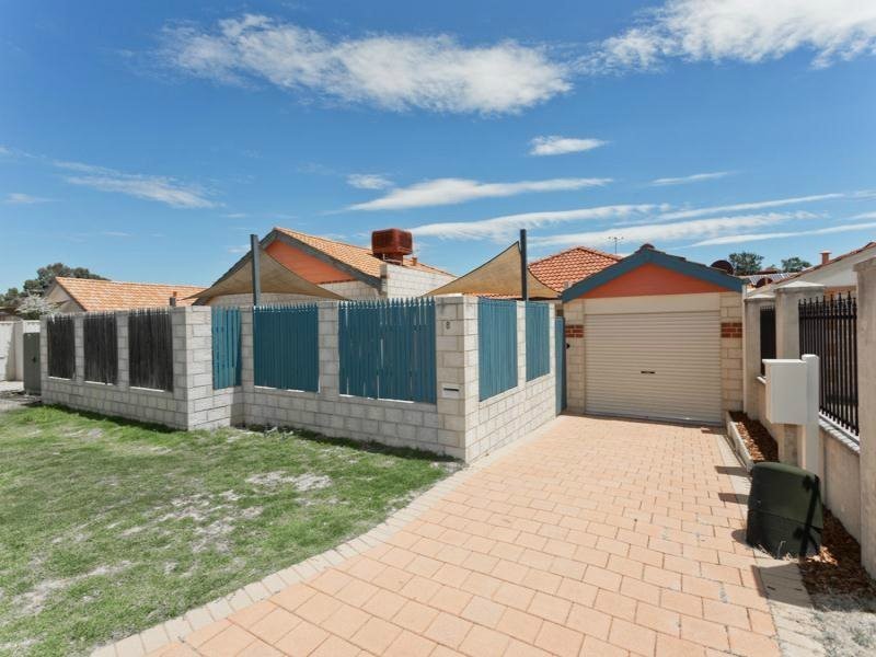 8 Love Street, Cloverdale WA 6105