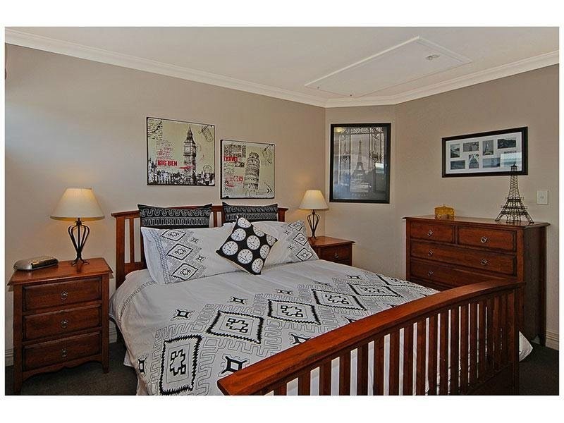 10 Matera Way, Stirling WA 6021