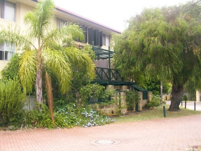 11/24 Pearson Street, Churchlands WA 6018