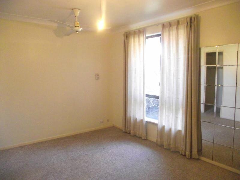 19 Barrallier Way, Padbury WA 6025