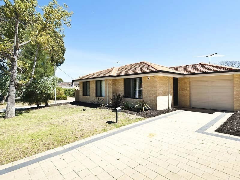 9A Grinstead Way, Balga WA 6061