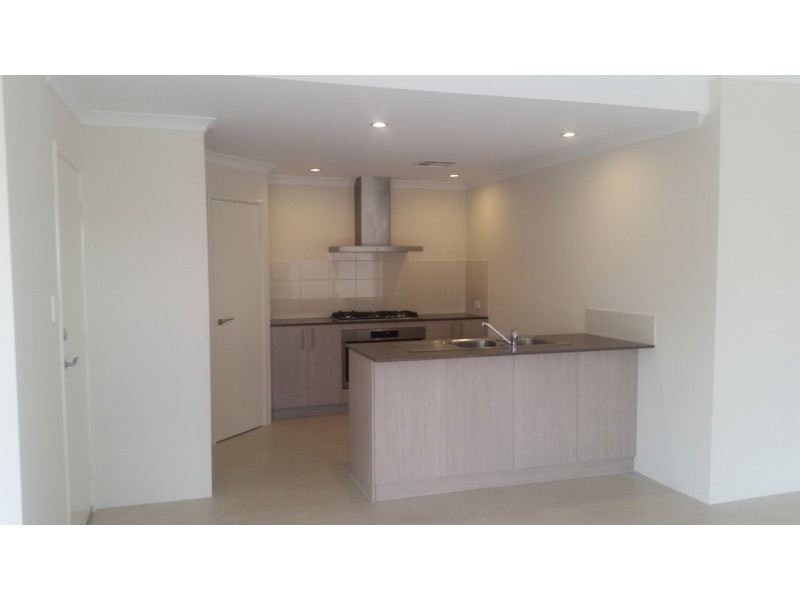 28 Munert, Yanchep WA 6035