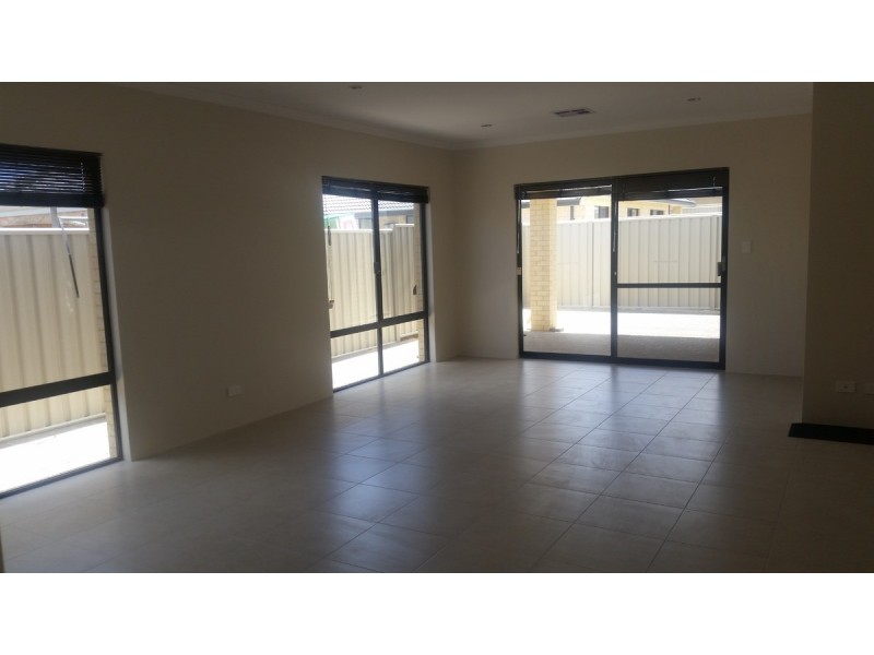 28 Munert, Yanchep WA 6035