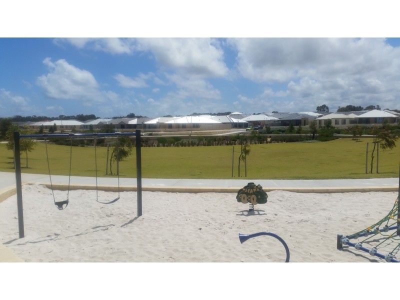 28 Munert, Yanchep WA 6035