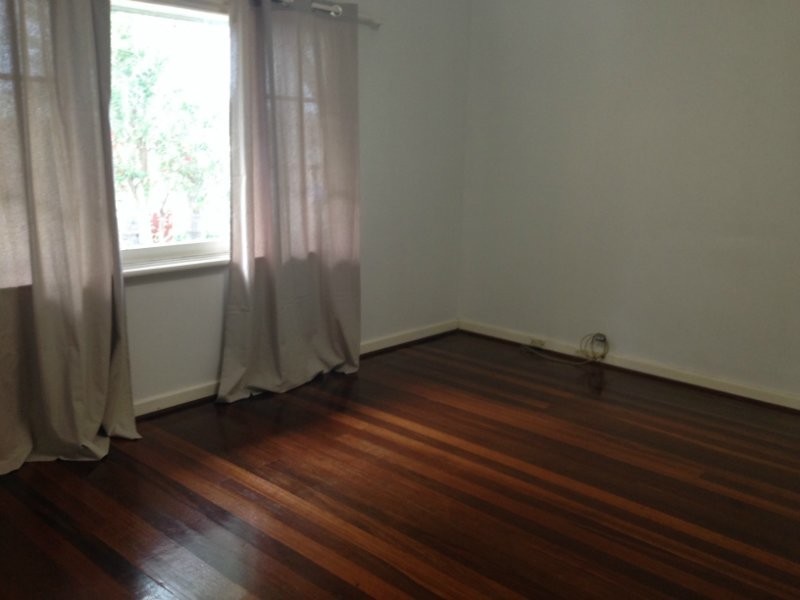 9 Watkins Street, Eden Hill WA 6054