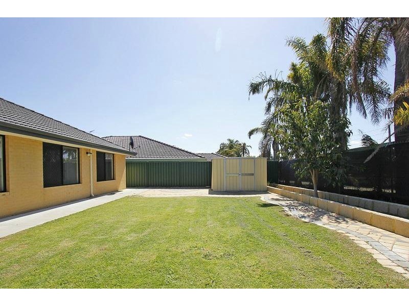 23 James Gilmour Way, Darch WA 6065