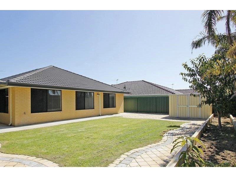 23 James Gilmour Way, Darch WA 6065