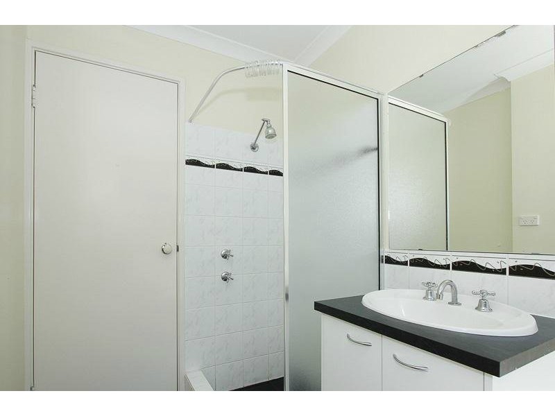 23 James Gilmour Way, Darch WA 6065