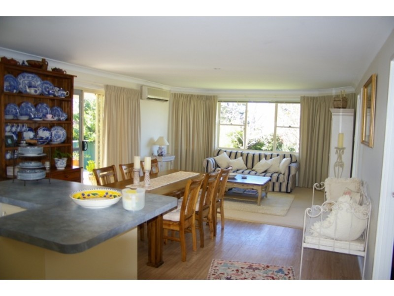 15 Colo Road, Colo Vale NSW 2575