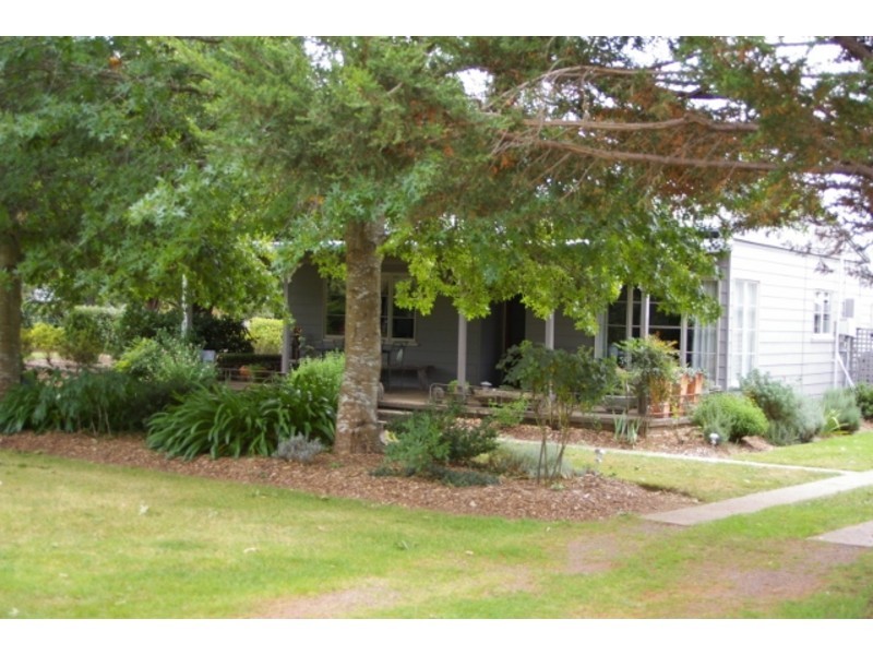 “Drumderry” 3195 Canyonleigh Road, Sutton Forest NSW 2577