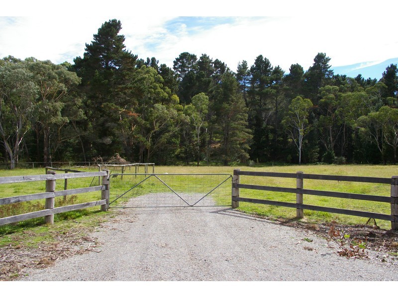 Sugarloaf 273 Old Wingello Road, Tallong NSW 2579