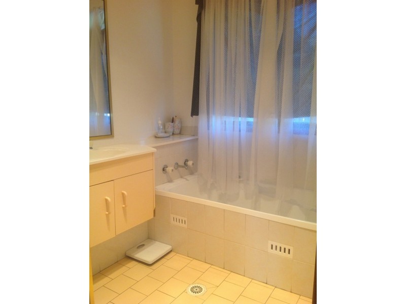 14 Sydney Street, New Berrima NSW 2577