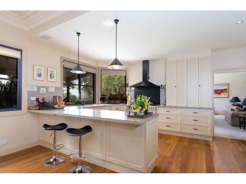 5 Hill Road, Moss Vale NSW 2577