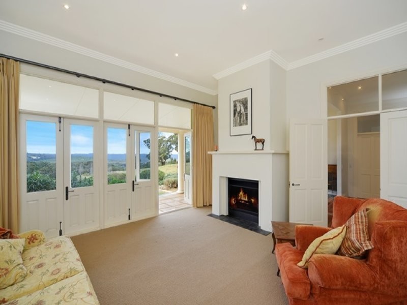 3 Evelyn Avenue, Bundanoon NSW 2578