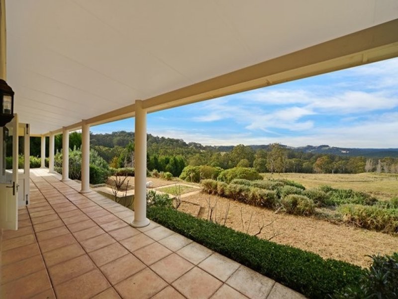 3 Evelyn Avenue, Bundanoon NSW 2578