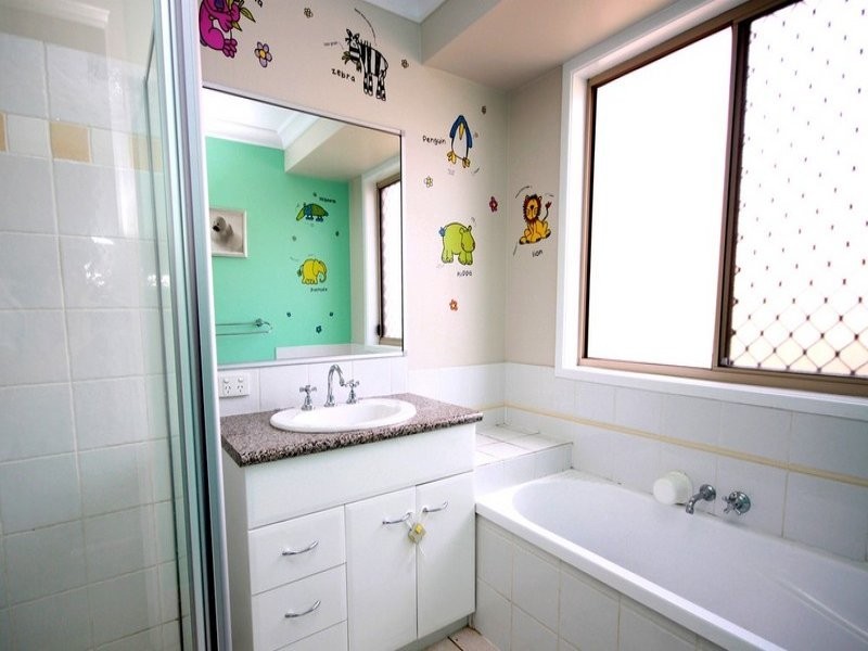 19 Turquoise Crescent, Griffin QLD 4503