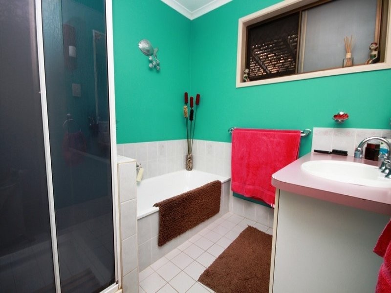 21 Minstrel St, Kallangur QLD 4503