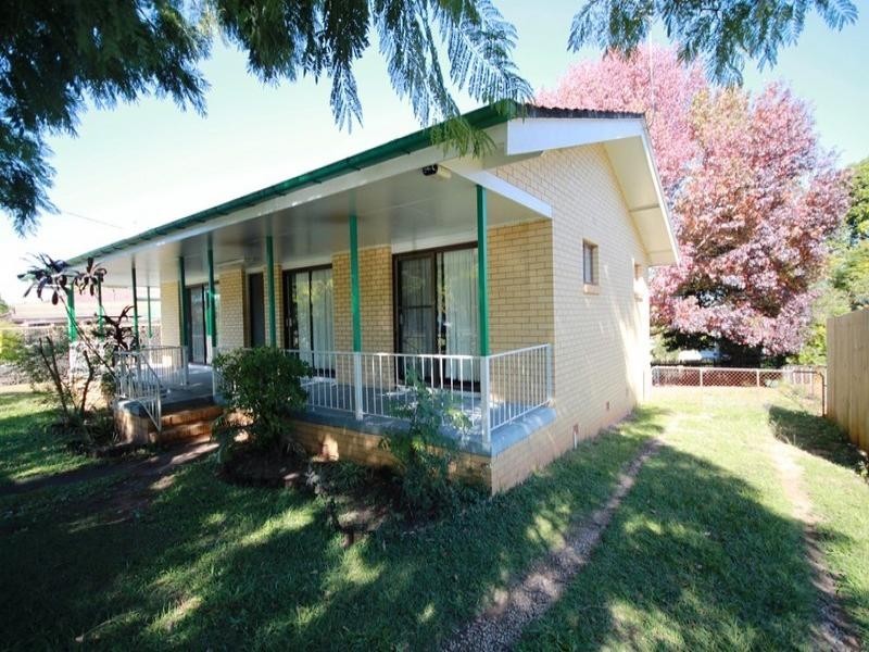 9 Narangba Road, Kallangur QLD 4503